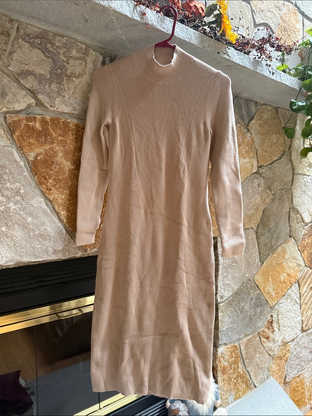 Abercrombie & Fitch Beige Ribbed Mock-Neck Long Sleeve Midi Dress